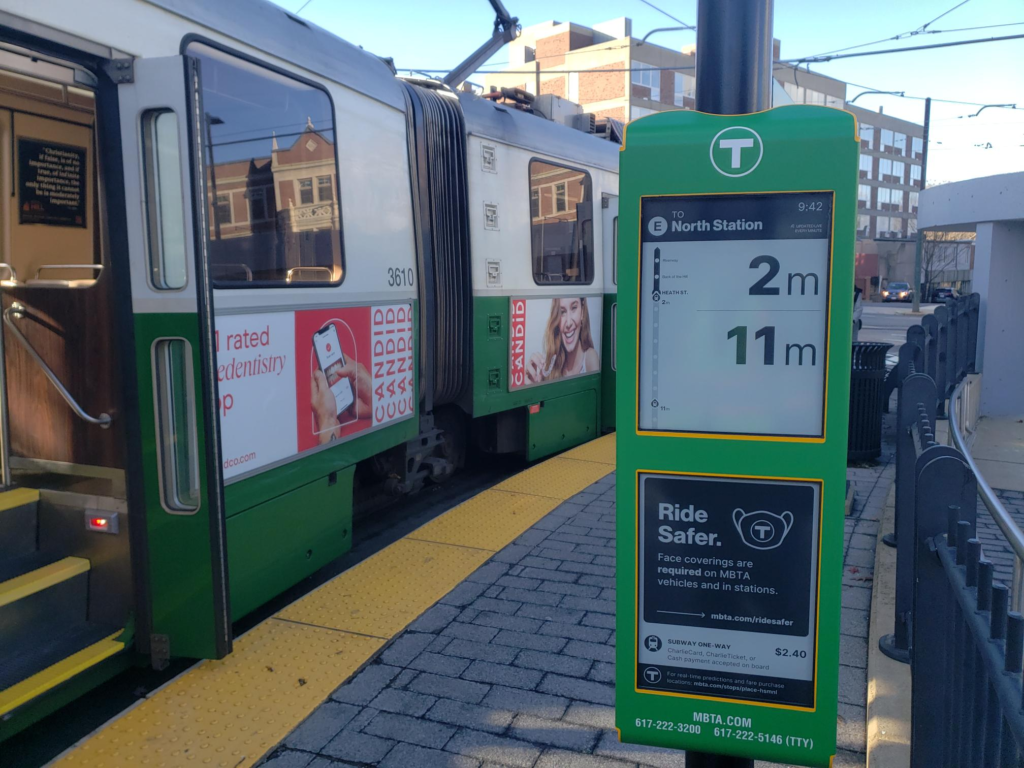 Itinerario del tren con E-Ink